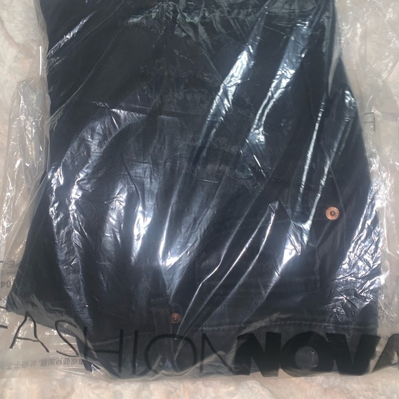 Black Fashion Nova Jeans - Picture 4 of 4